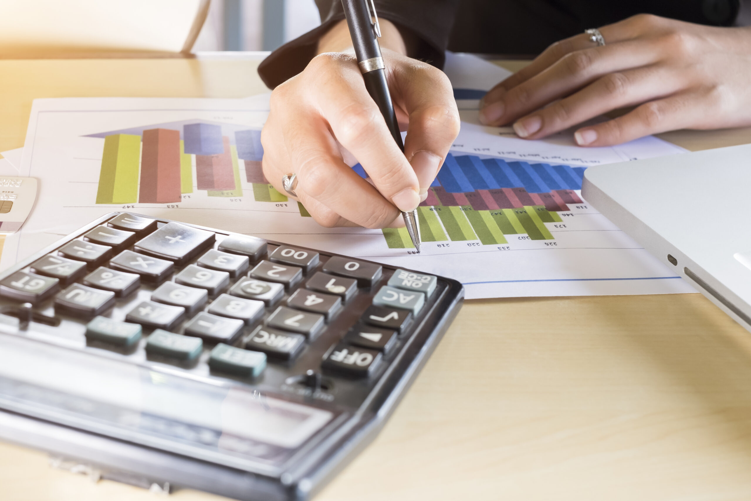 O papel da política monetária no planejamento de empresas